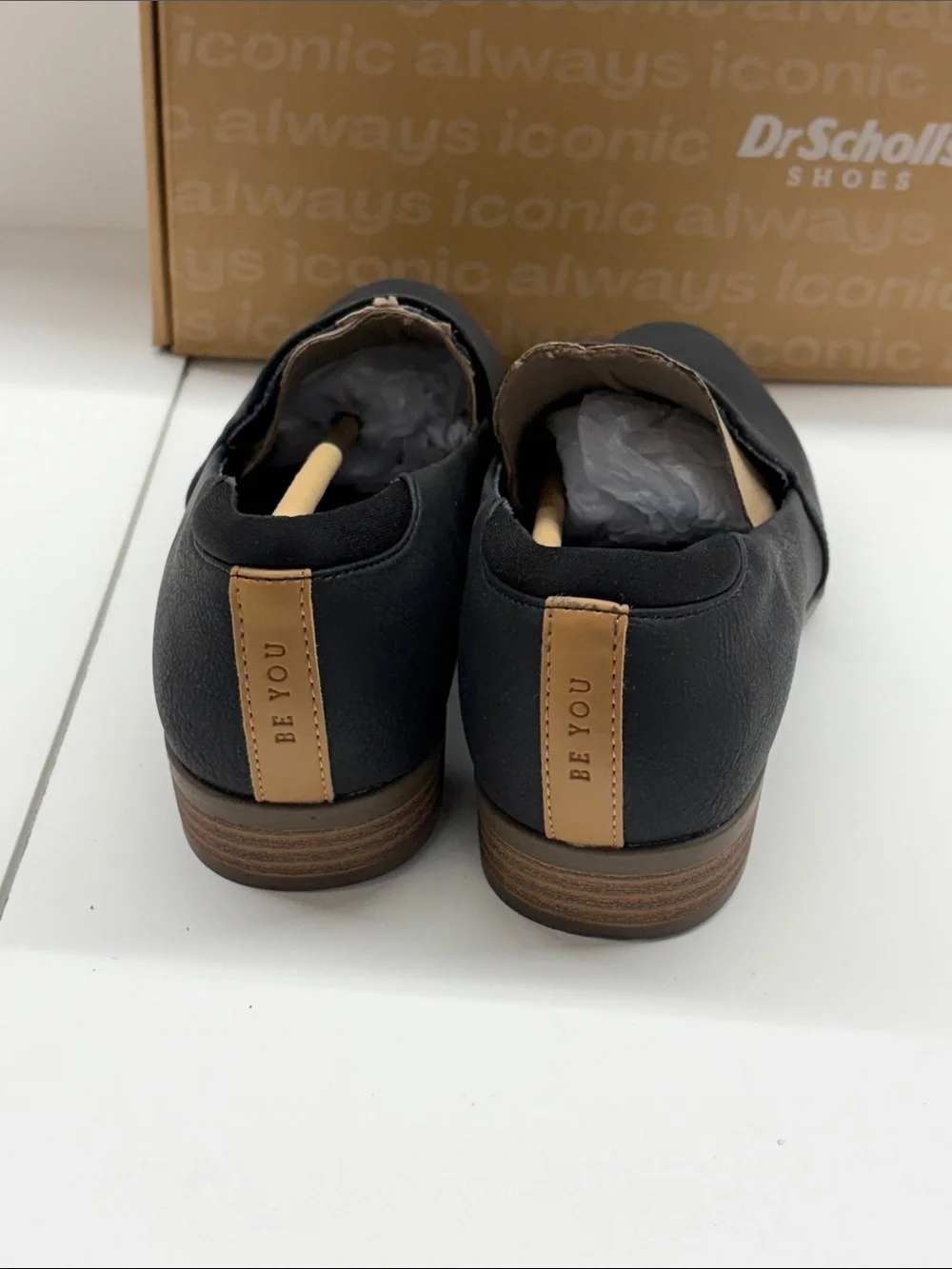 NEW Dr. Scholl's Black Slip-On Leather Loafers Women’s Size 8